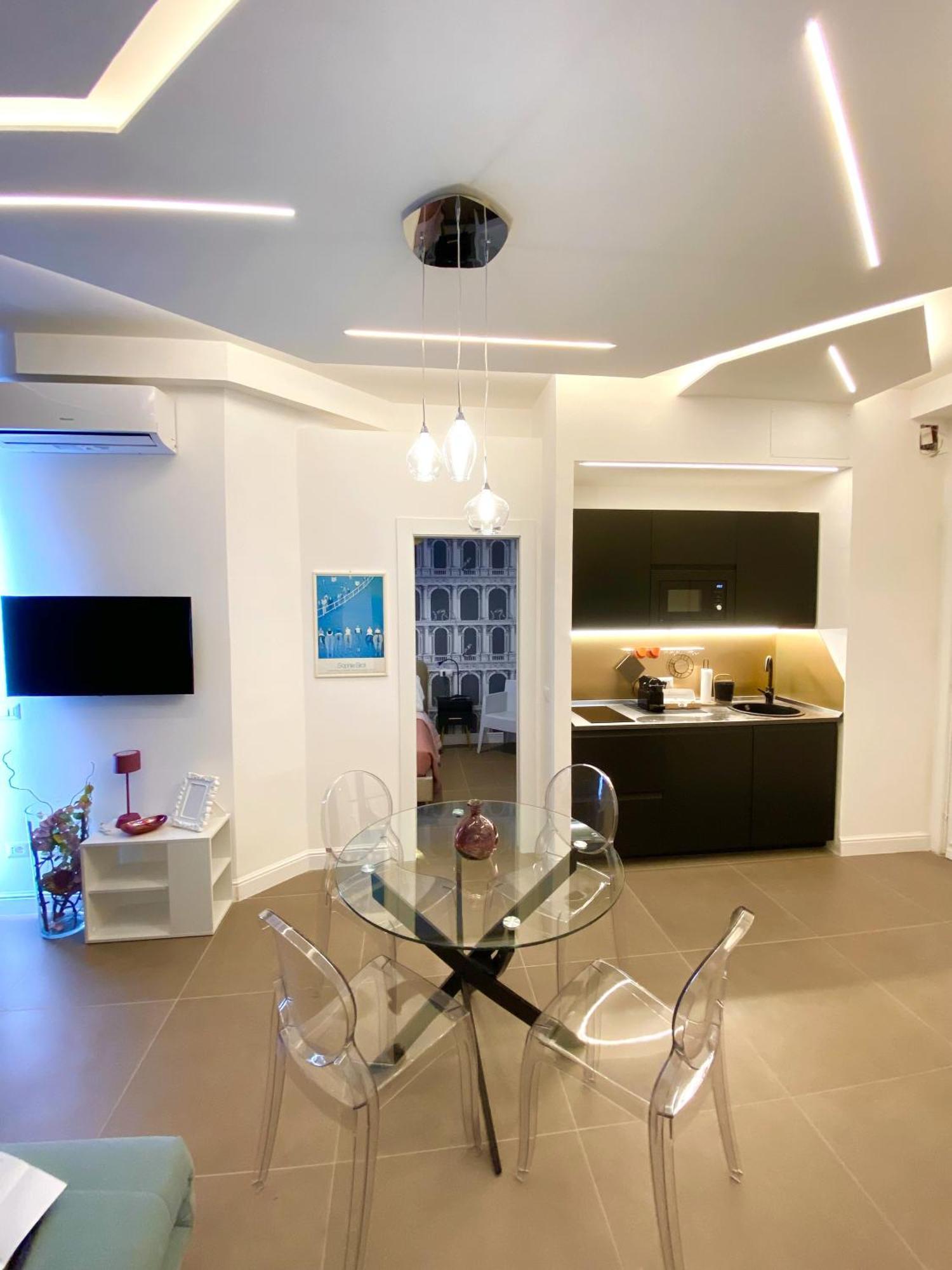 La Maison, Vicino Al Colosseo! Рим Екстер'єр фото